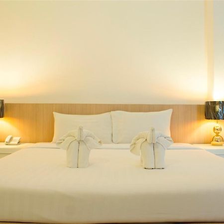 Hatyai Holiday Hotel Hatjaj Kültér fotó