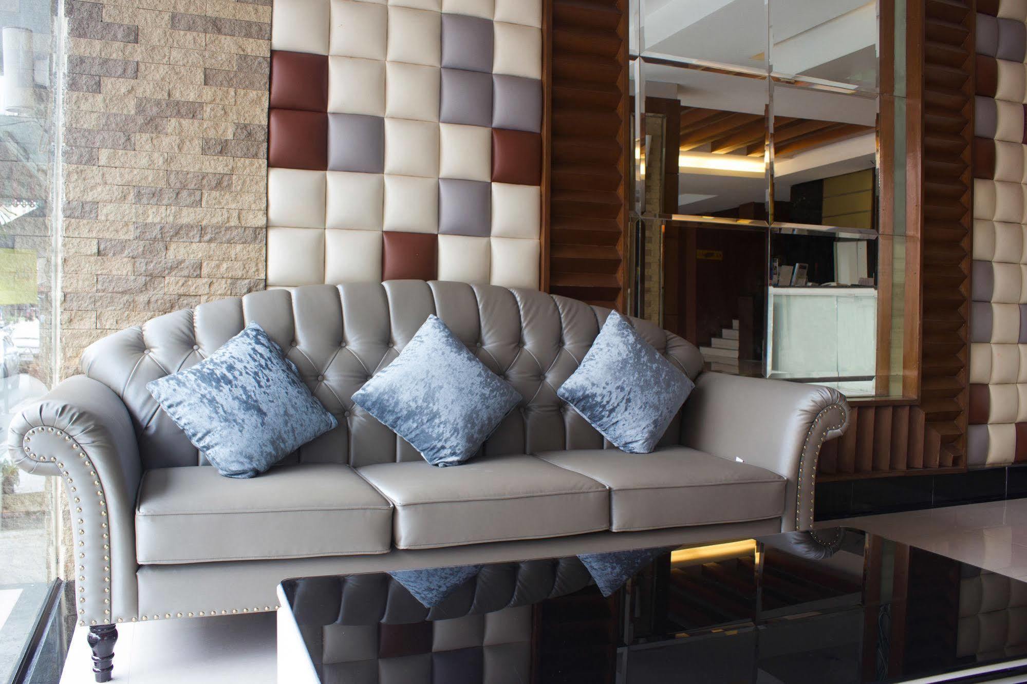 Hatyai Holiday Hotel Hatjaj Kültér fotó