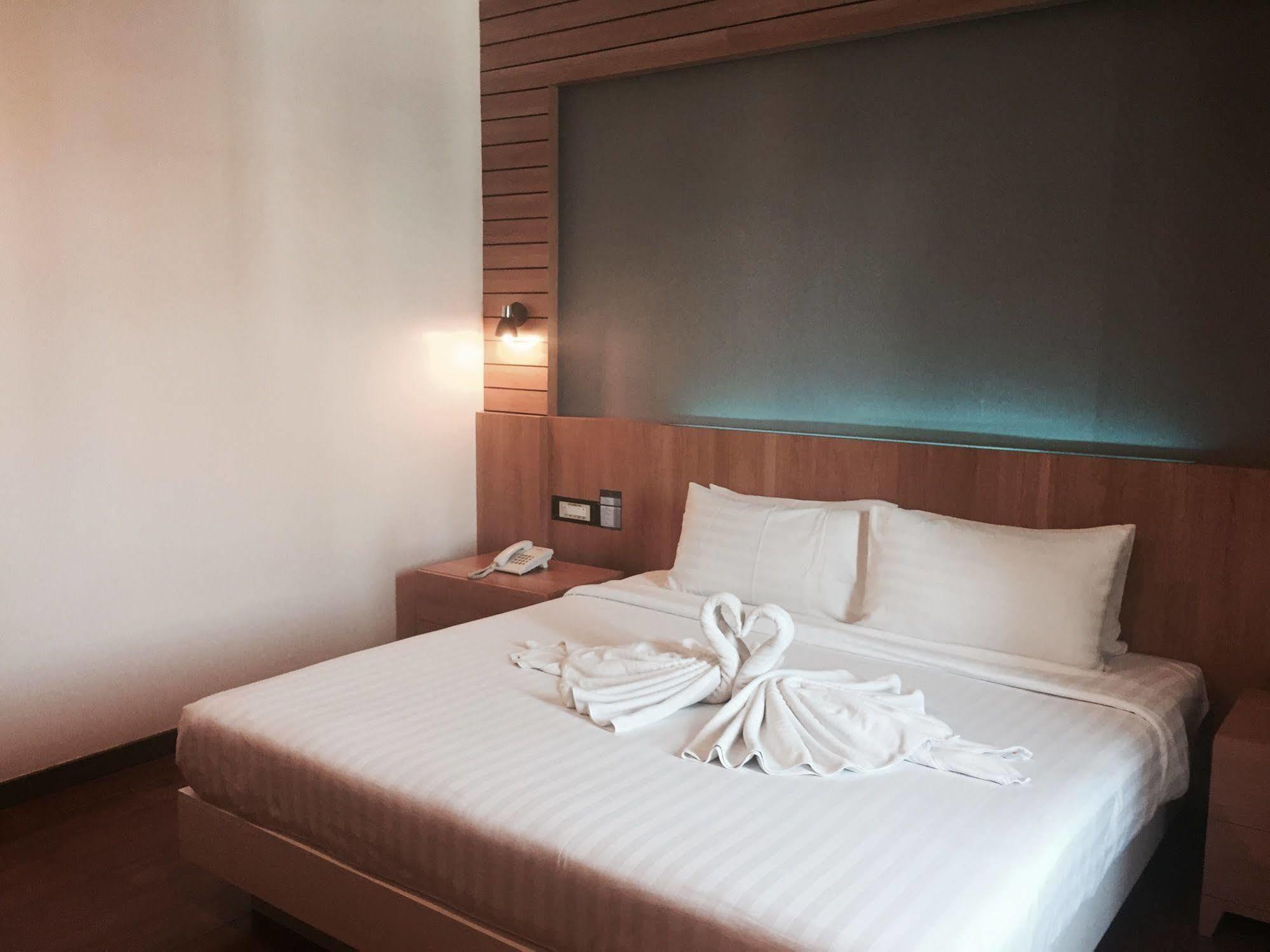 Hatyai Holiday Hotel Hatjaj Kültér fotó