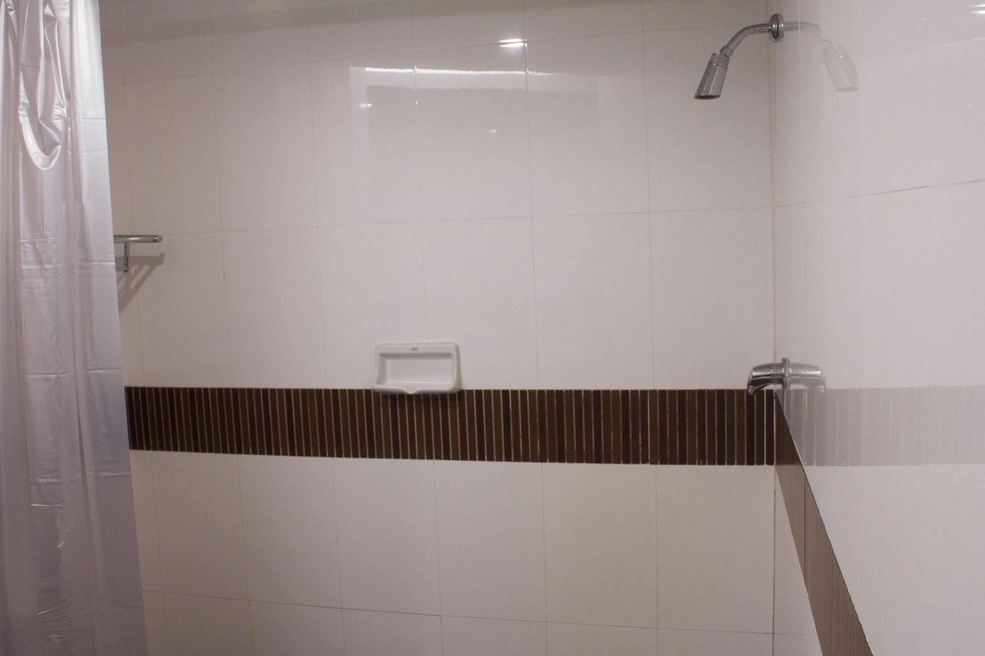 Hatyai Holiday Hotel Hatjaj Kültér fotó
